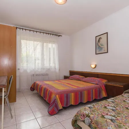2 Bedroom In 普拉