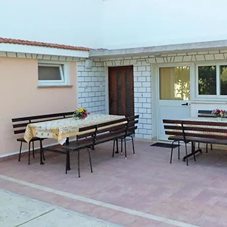 2 Bedroom Stunning Apartment In Pula * Pula