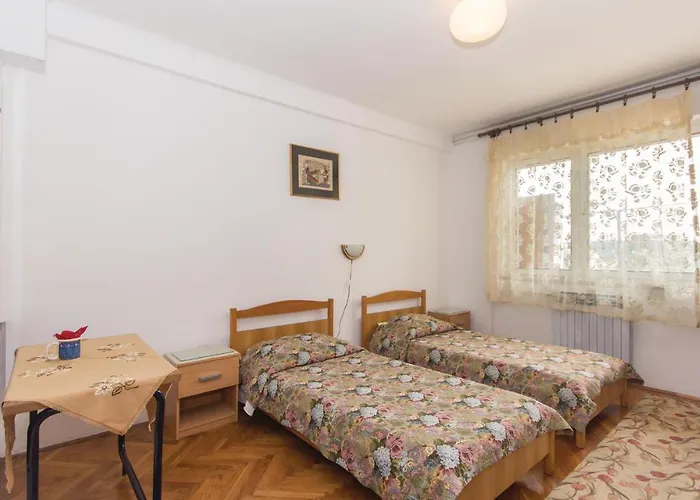 2 Bedroom In *
